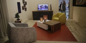 mobile TV legno e gres
